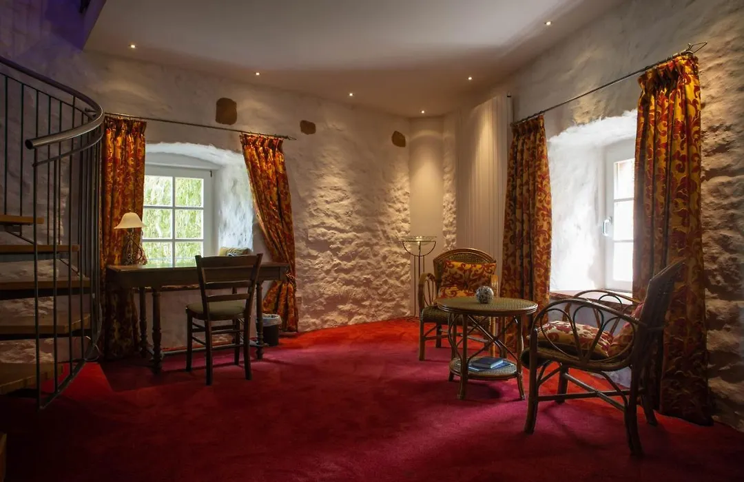 Hotel Burg Kerpen-1